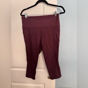 Athleta stash capri